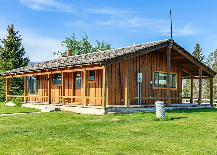 Rustic Cabin: Fish, Hike, & Bike!